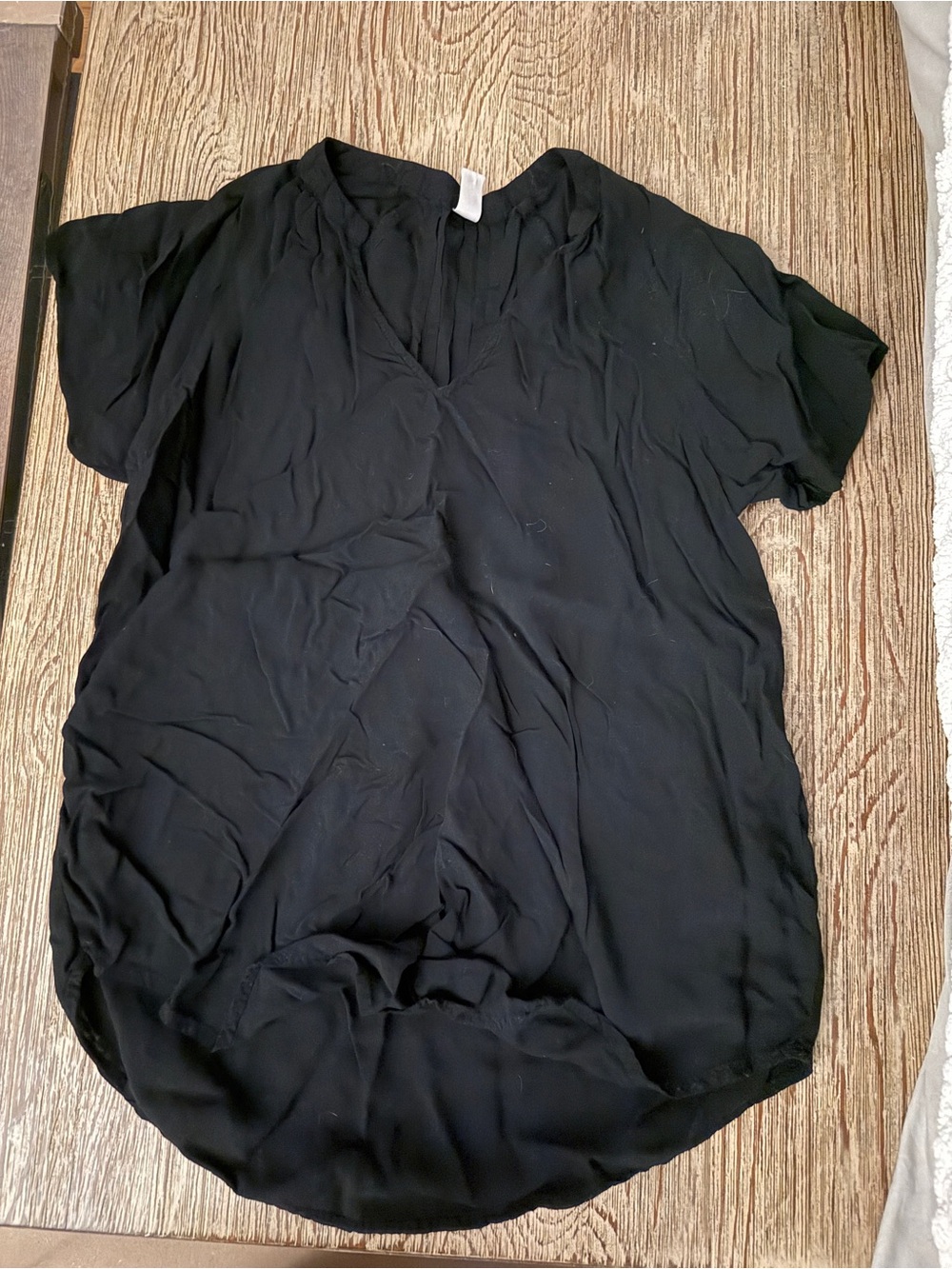 Old Navy Black V-Neck Short Sleeve Top